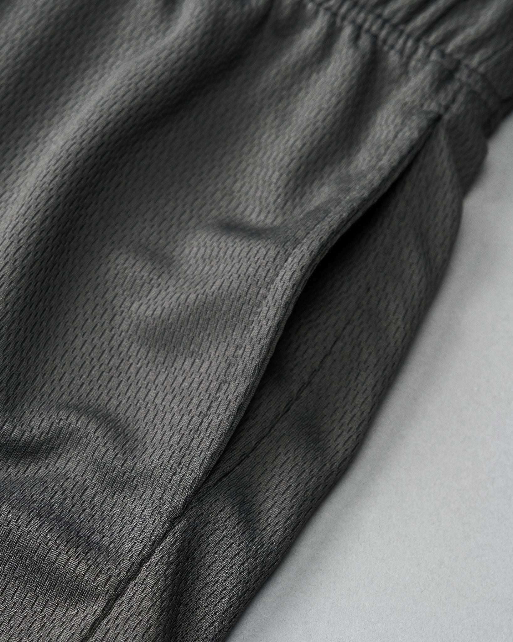 RUDIS 6" Youth Mesh Shorts - Charcoal - Image 4