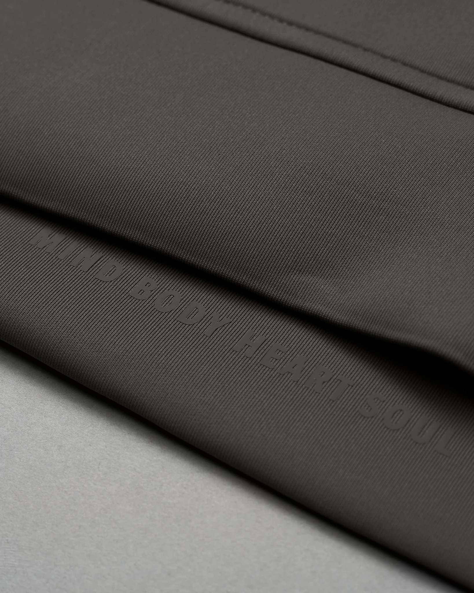 RUDIS Tonal COOL-FEEL Crewneck - Image 10